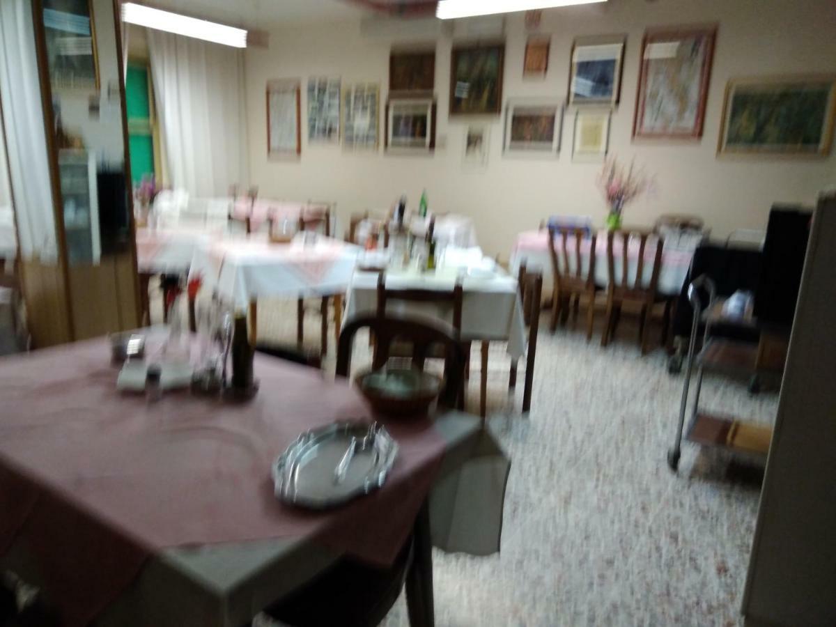 Albergo Villa Canapini 끼안챠노테르메 외부 사진