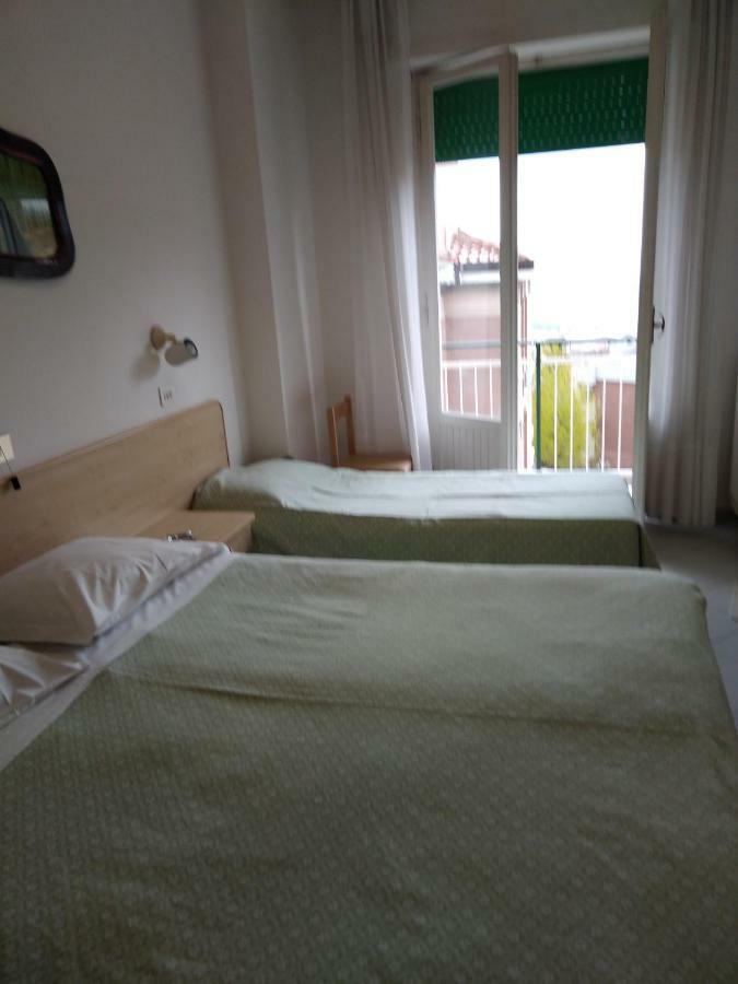 Albergo Villa Canapini 끼안챠노테르메 외부 사진