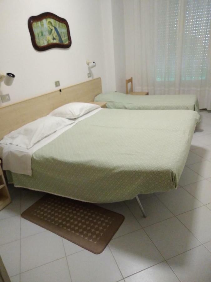 Albergo Villa Canapini 끼안챠노테르메 외부 사진